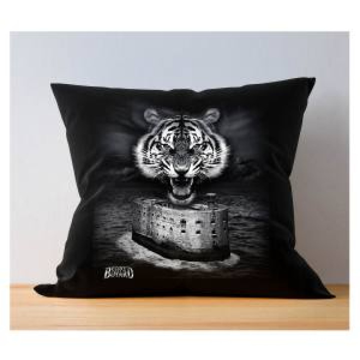 19826  Tête de Tigre avec le Fort  Fort Boyard Fond Noir