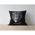 Coussin all-over (En Palatine) Rams&egrave;s Lion (Mod&egrave;le Exclusif) Gamme Black Cerza uni 40 x 40