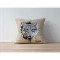 Coussin all-over Loup Natives Tribes les Loups du Gévaudan (Fond Beige) uni 40 x 40