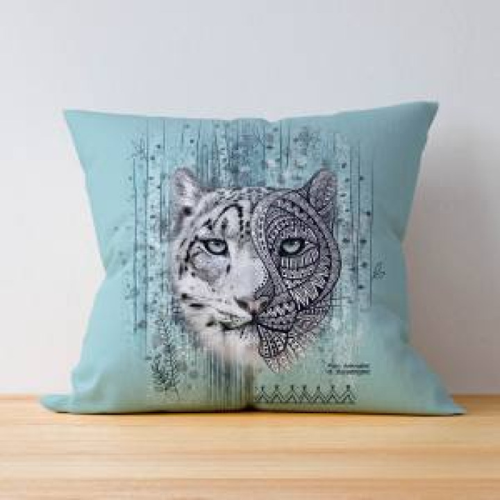 Coussin allover Panthère des Neiges Native Tribes Vert Deau Parc Animalier dAuvergne uni 40 x 40
