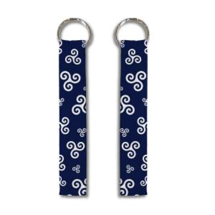 Porte-cl&eacute;s all-over Triskel Fond Bleu Bretagne Blanc Taille unique